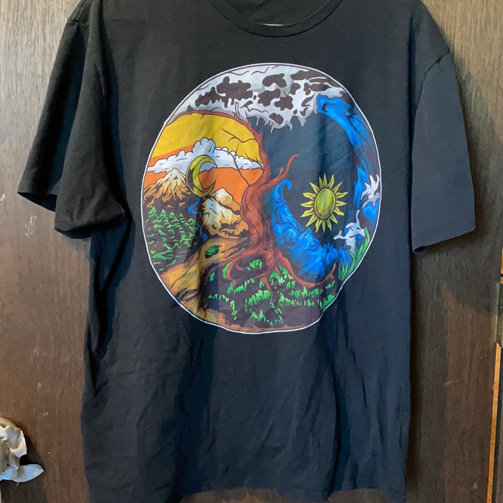 3/$10 Men’s t-shirt
